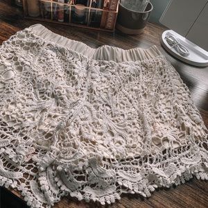 Lace shorts. Cream. Worn like new.